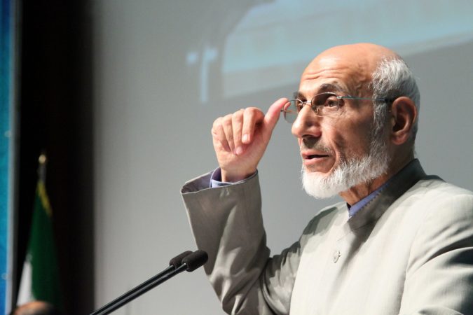مخالفت تند عضو مجمع تشخیص مصلحت با واردات خودرو