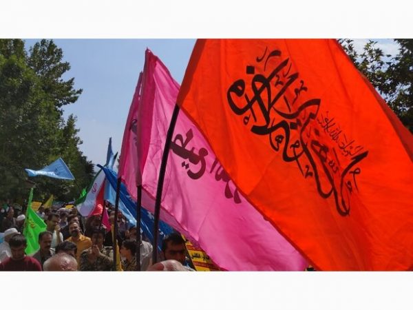 راهپیمایی در محکومیت هتک حرمت به مقدسات در یاسوج برگزار شد