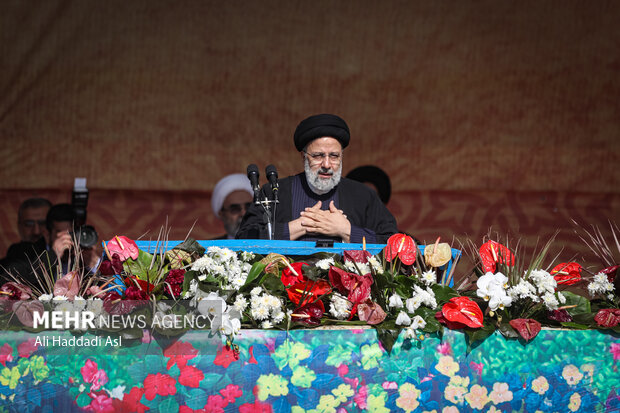 سخنرانی رئیس جمهوردر جشن چهل وچهارمین سالگرد پیروزی انقلاب اسلامی